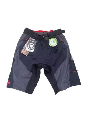 Endura Hummvee Short II MTB Cycling Shorts NWT Men’s Gorpcore Medium Black Gray